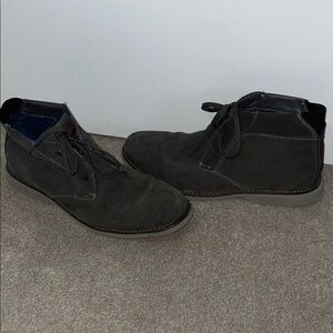 Nunn Bush Men's Charcoal Suede Chukka Boots